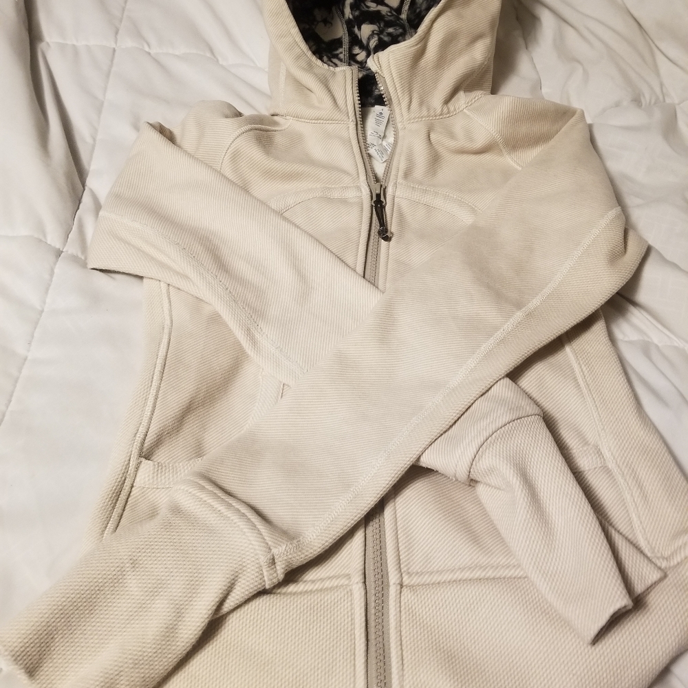 Lululemon Scuba Hoodie II Cream Angel Wing Mojave Tan - Picture 5 of 10